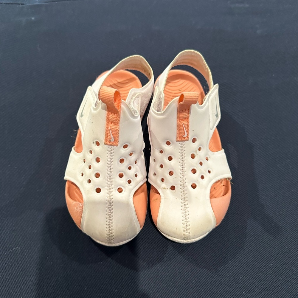Sz 9 Nike Sunray